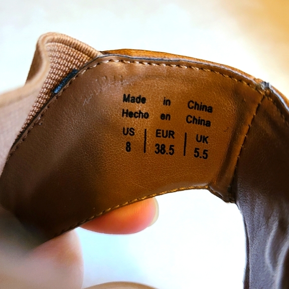 Call it Spring Boots - Picture 4 of 4